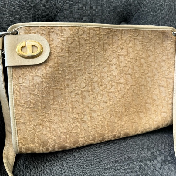 VINTAGE DIOR TROTTER POCHETTE SHOULDER BAG🌻 - Picture 2 of 13